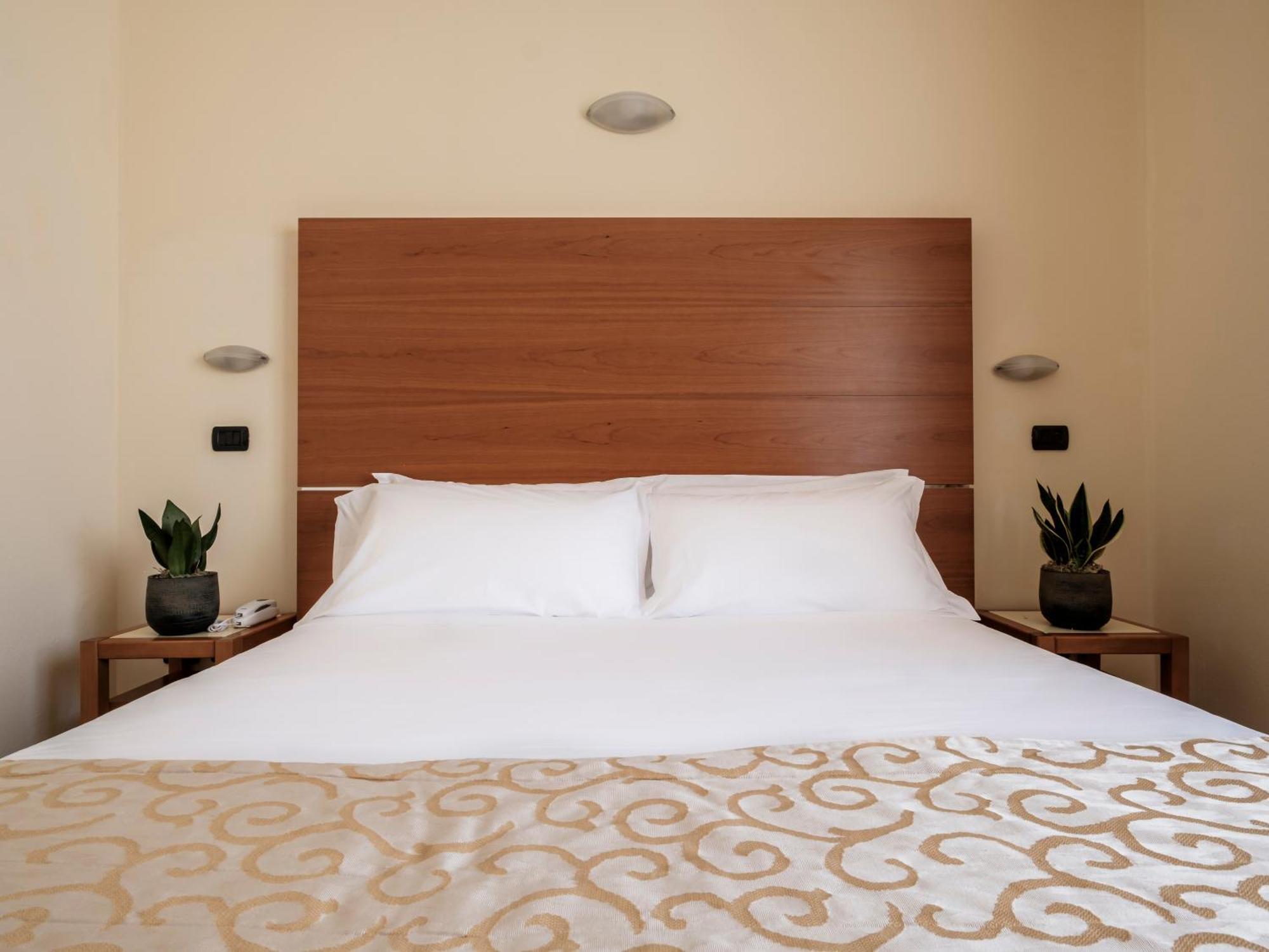 Hotel Lory Форлі Екстер'єр фото