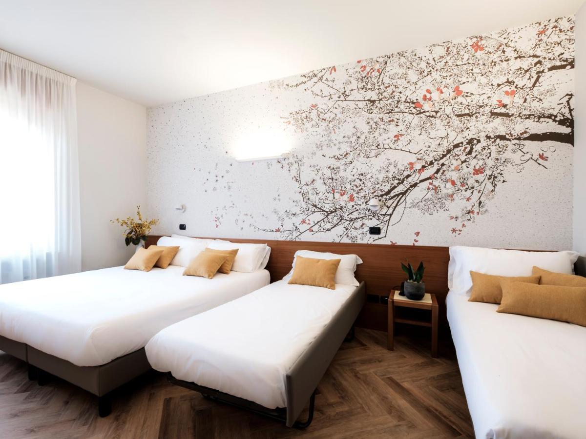 Hotel Lory Форлі Екстер'єр фото
