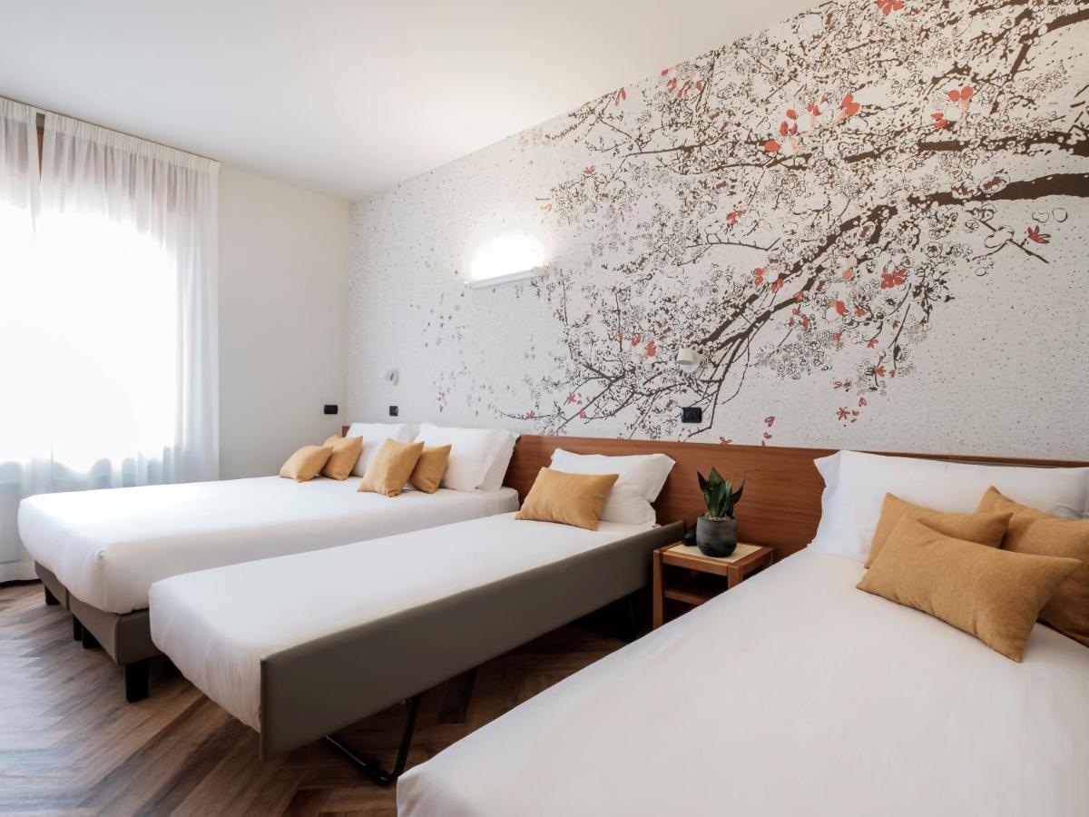 Hotel Lory Форлі Екстер'єр фото